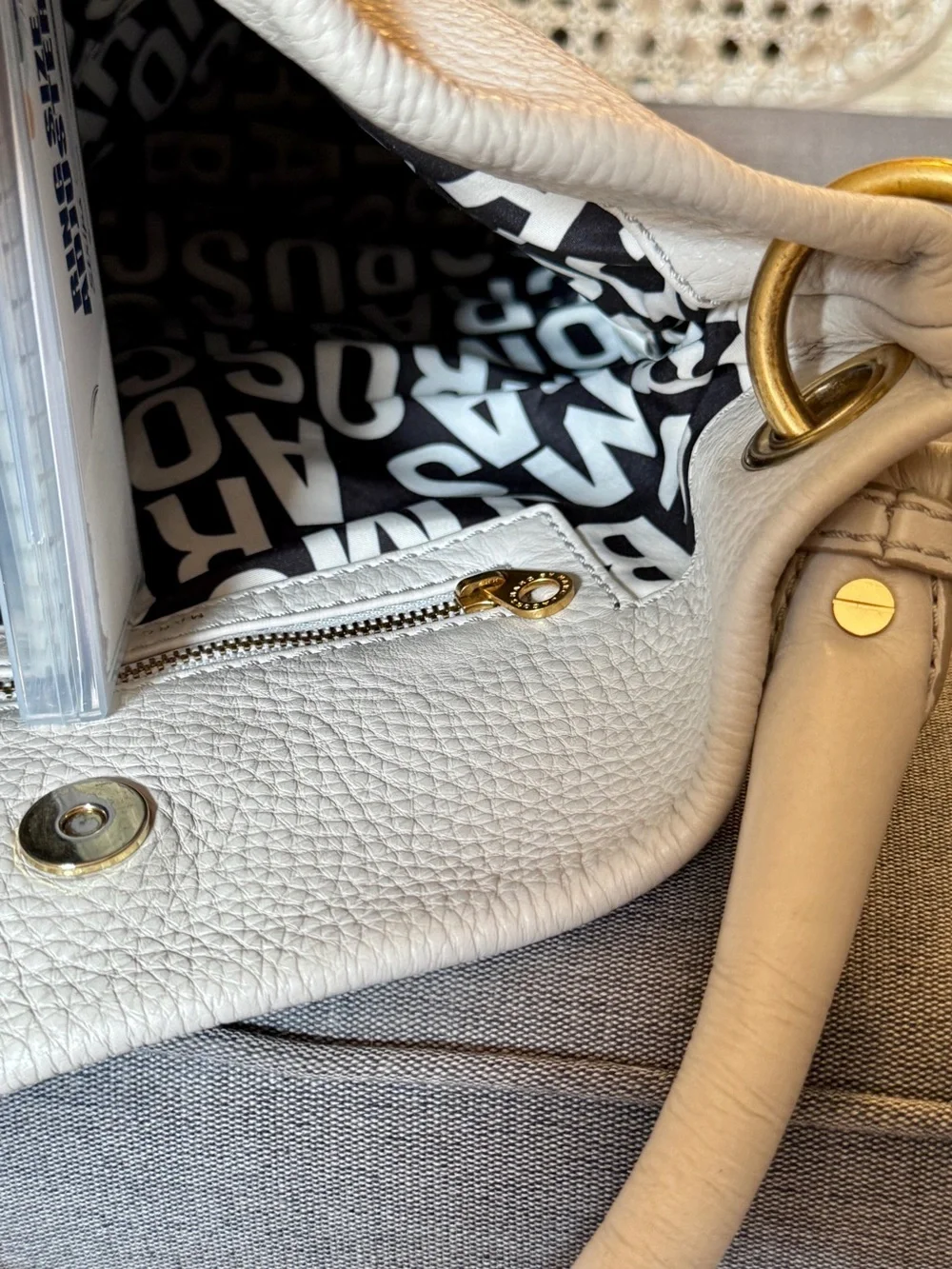 Marc Jacobs Classic Q Hillier Hobo Bag